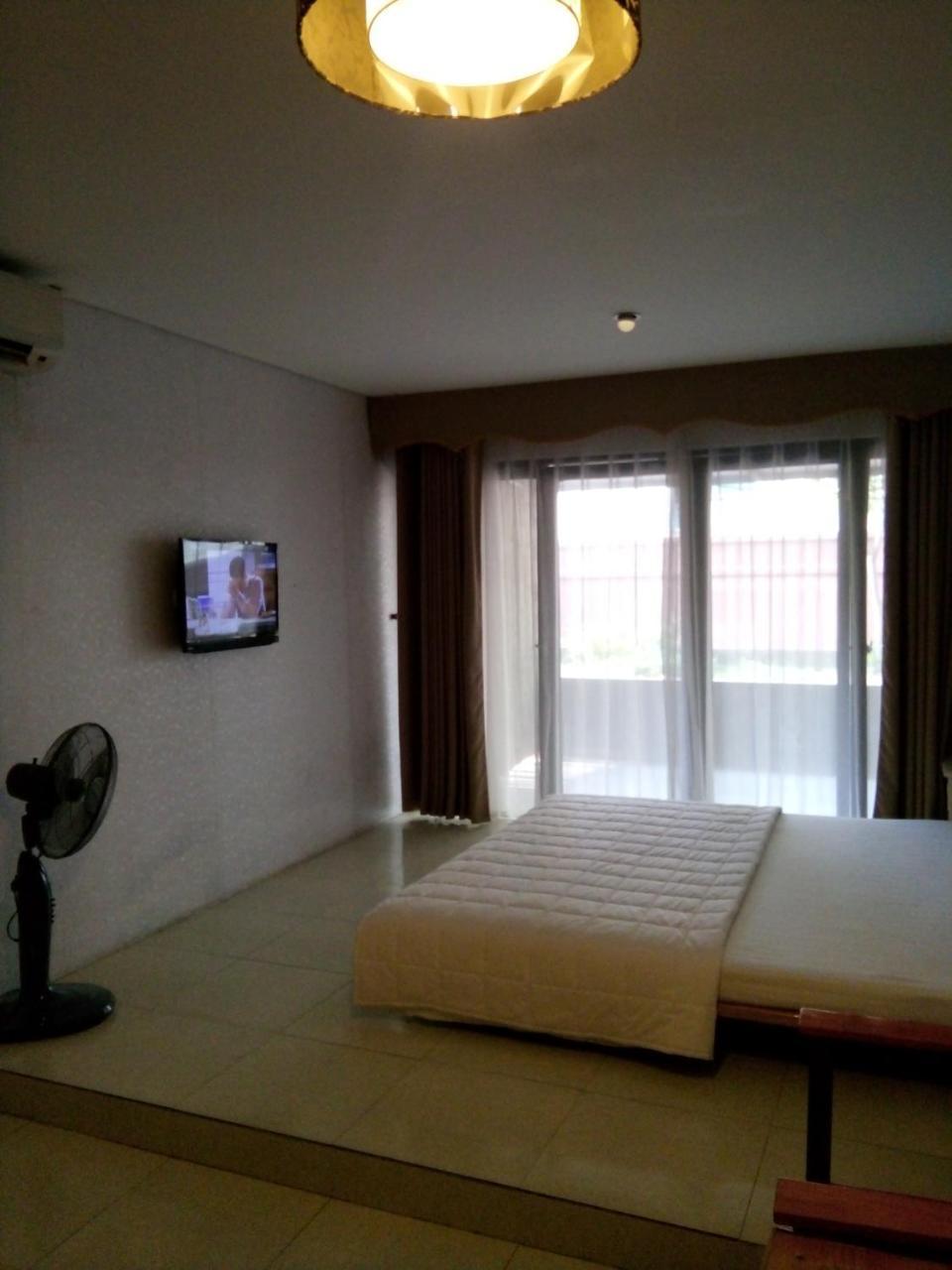 Hotel Khach San Thuong Mai Yen Thinh Exterior foto