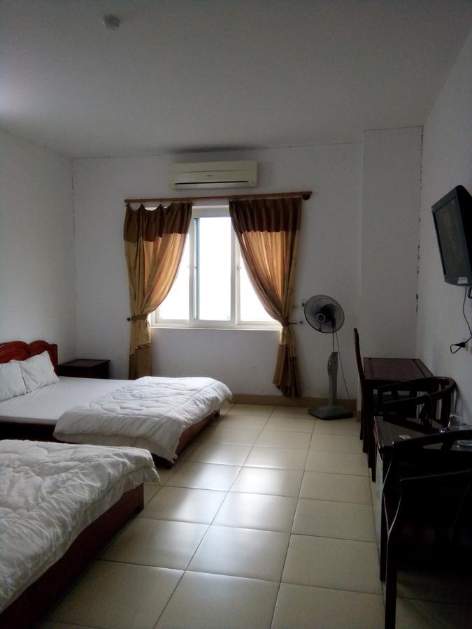 Hotel Khach San Thuong Mai Yen Thinh Exterior foto