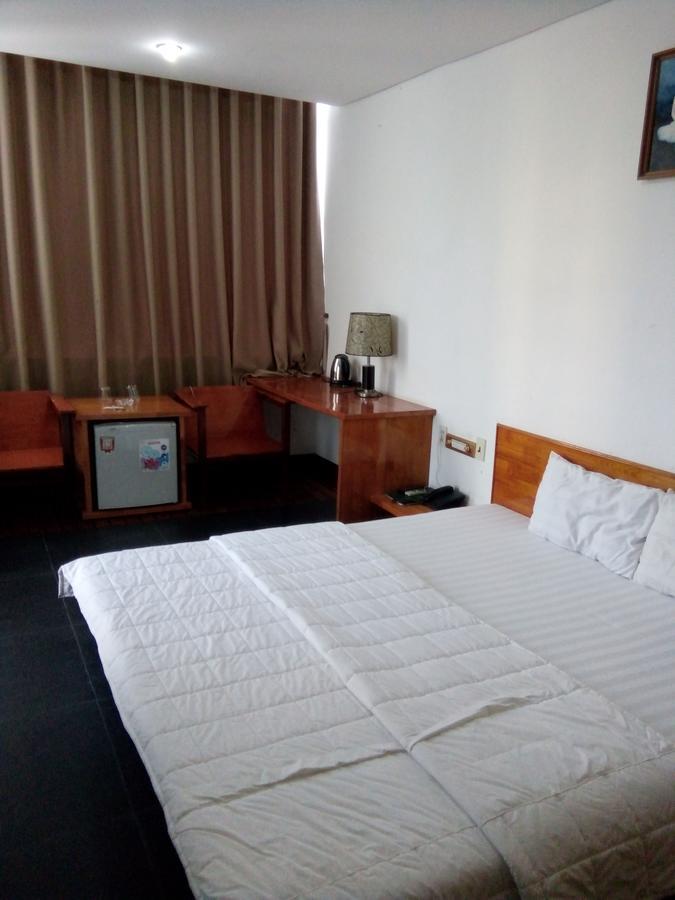 Hotel Khach San Thuong Mai Yen Thinh Exterior foto