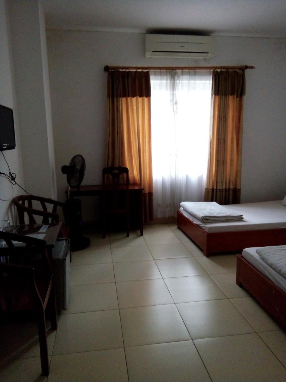 Hotel Khach San Thuong Mai Yen Thinh Exterior foto